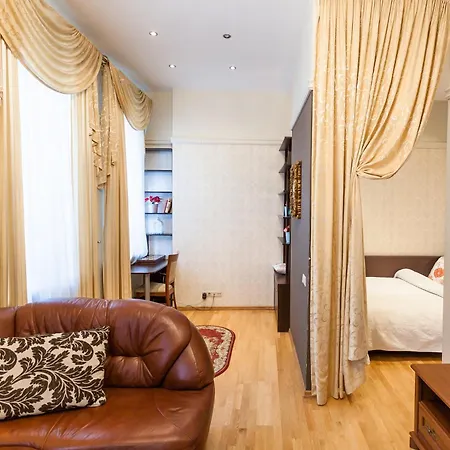 1 X Free Parking X Self Check In