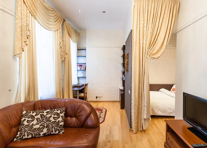 1 X Free Parking X Self Check In